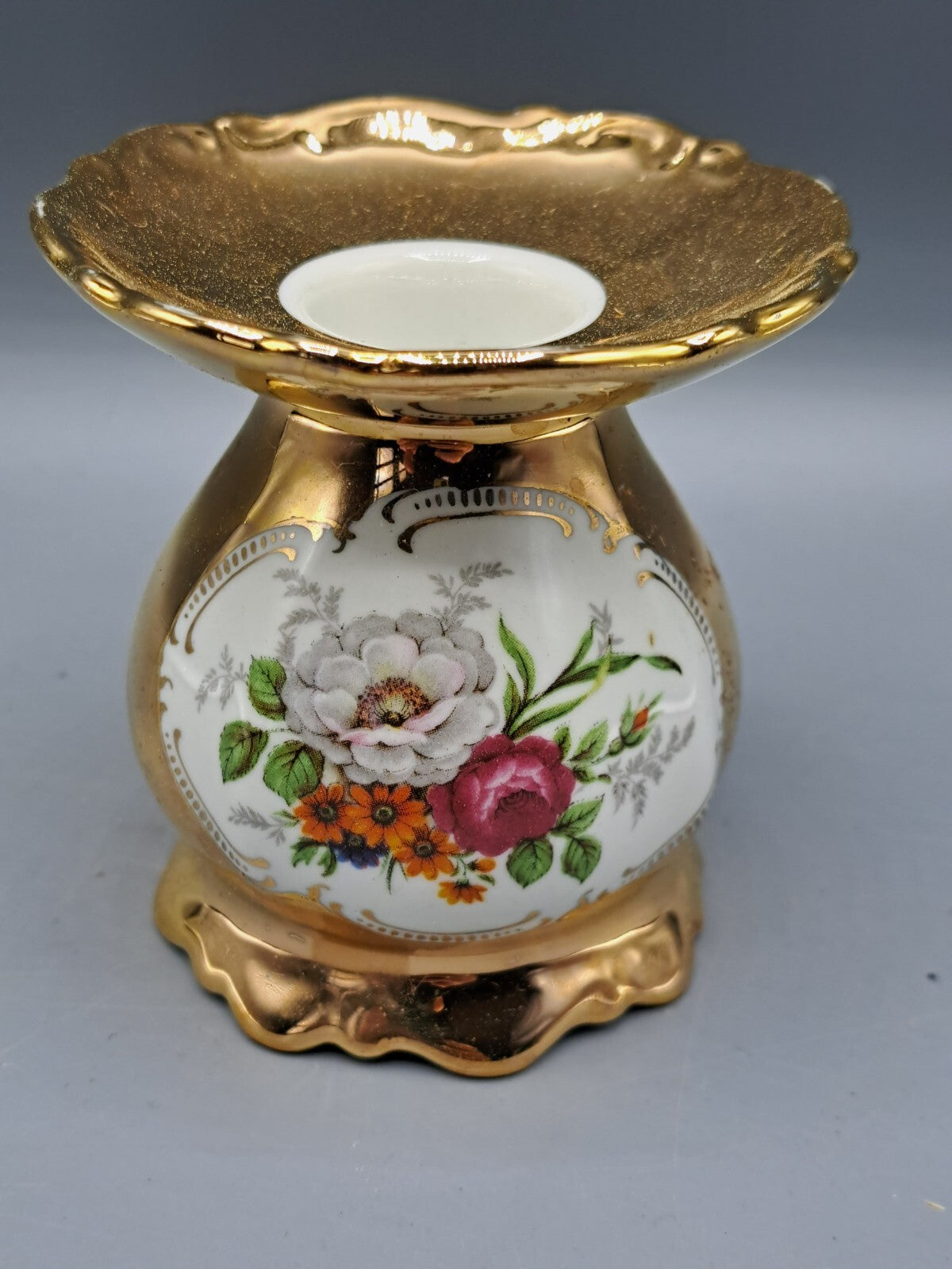 Antiquitäten Kerzenständer, Blume vergoldet, Hingucker, 8cm hoch